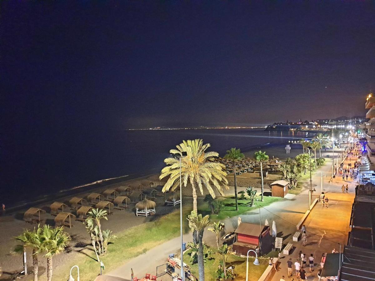 Primera Linea De Playa Con Vistas Al Mar Rincon de la Victoria Ngoại thất bức ảnh